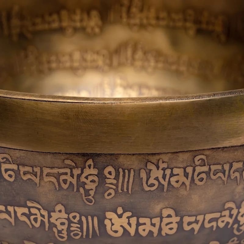 Bol tibétain fait main gravé 7 métaux