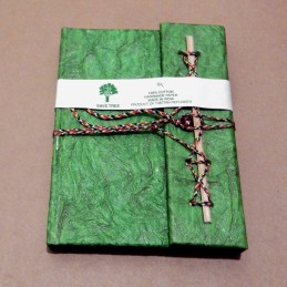 Carnet en coton fait main 18x13cm avec papier recyclé - coloris vert