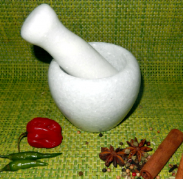 Mortier de cuisine en marbre avec pilon (10x8cm)